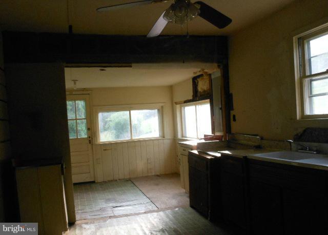 11322 Dutch Hollow Road Culpeper, VA 22701 - Photo 8 of 10 Kitchen