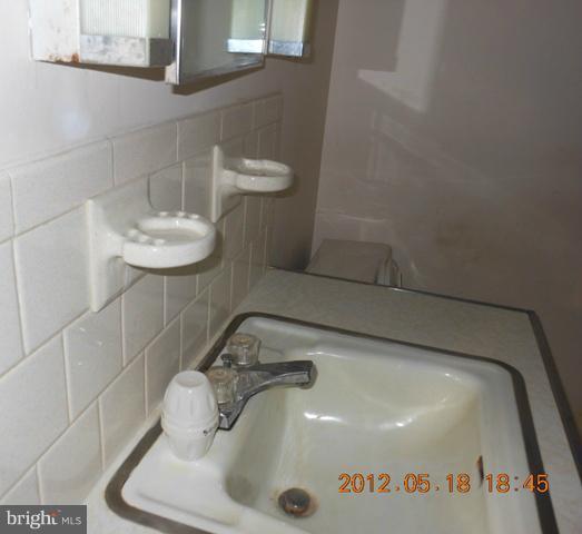 11322 Dutch Hollow Road Culpeper, VA 22701 - Photo 10 of 10 Bath