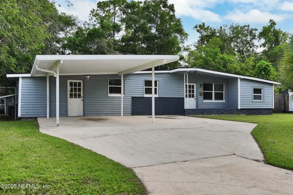 $259,900 | 8023 Chateau Drive South, Jacksonville, FL 32221