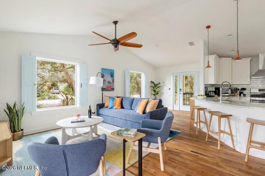 402 3rd Street St. Augustine, FL 32084 - Photo 6 of 29 living