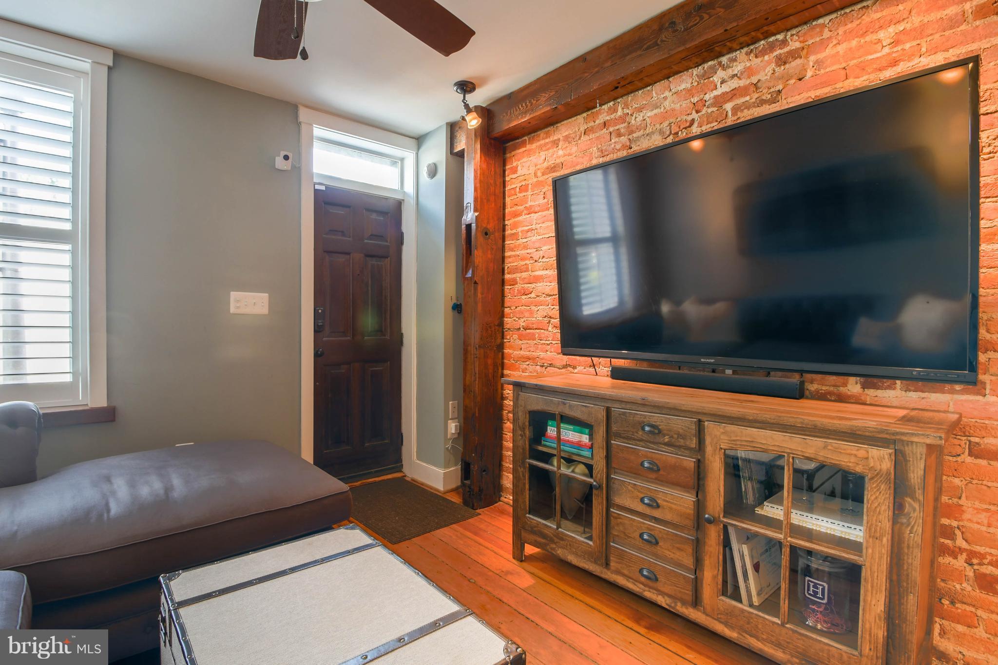 1349 Cooksie Street Baltimore, MD 21230 - Photo 6 of 29 Exposed Bridk