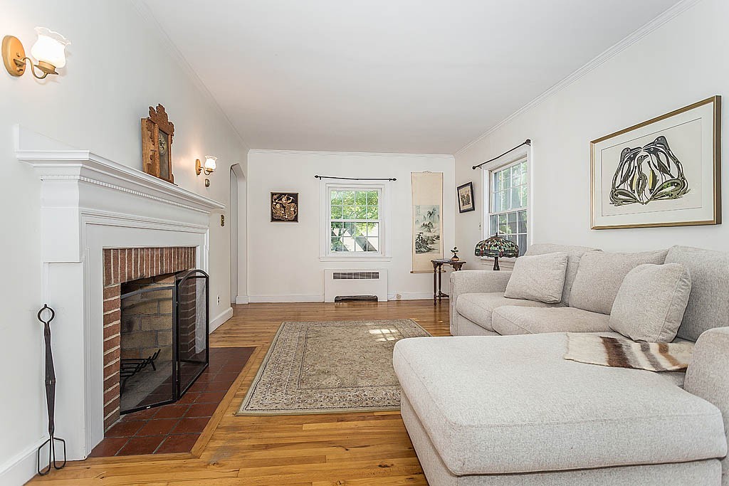 24 Ridge Street Arlington, MA 02474 - Photo 5 of 29