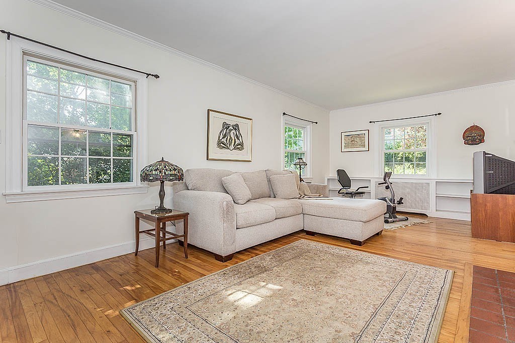 24 Ridge Street Arlington, MA 02474 - Photo 6 of 29