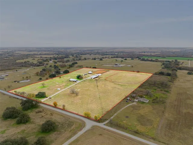 $1,099,000 | 452 County Road 470, Chilton, TX 76632