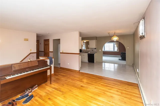 $499,000 | 32 Elizabeth Drive, Hopewell Junction, NY 12533