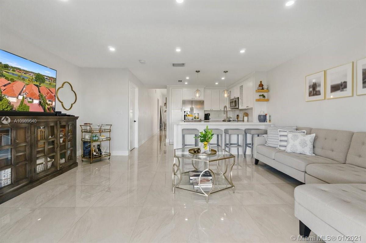 7311 Coldstream Drive Hialeah, FL 33015 - Photo 25 of 32