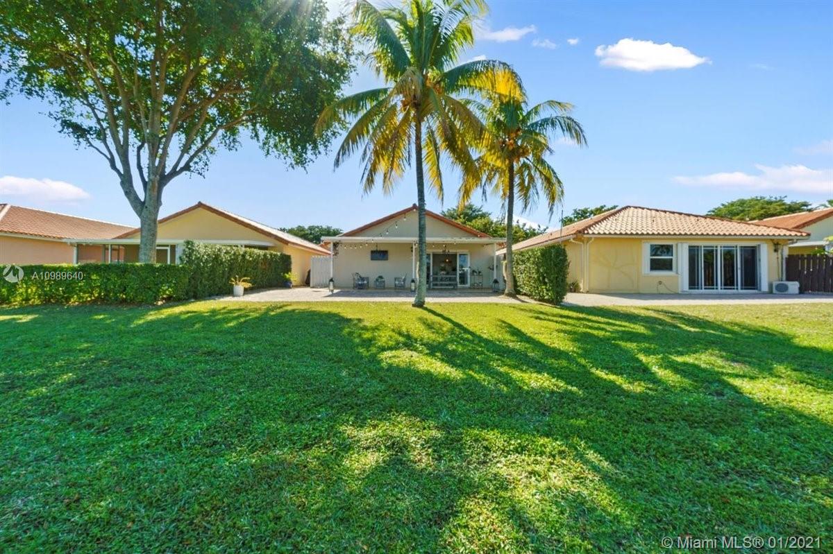 7311 Coldstream Drive Hialeah, FL 33015 - Photo 29 of 32