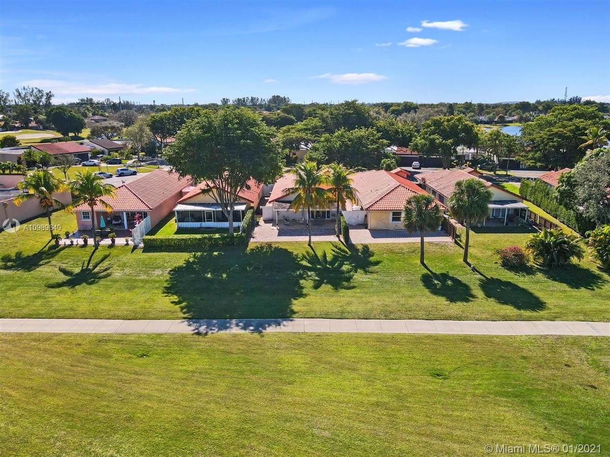 7311 Coldstream Drive Hialeah, FL 33015 - Photo 6 of 32