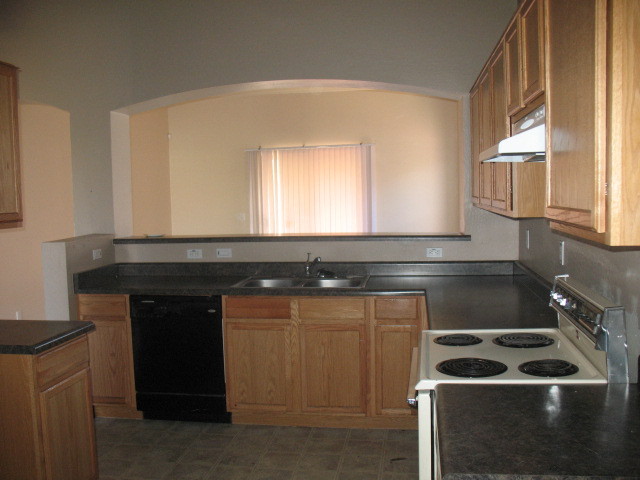 8511 West Payson Road Tolleson, AZ 85353 - Photo 4 of 37 KITCHEN