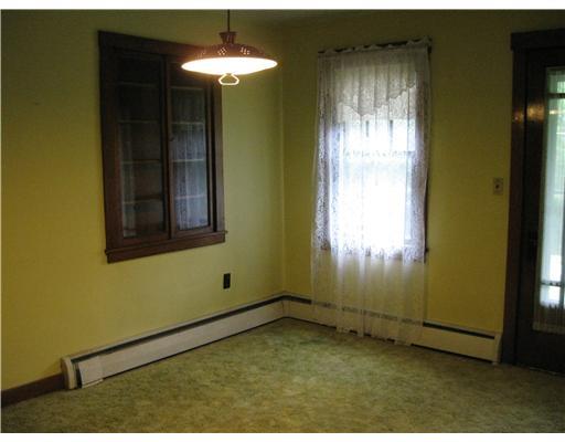 321 Isle Road Butler, PA 16001 - Photo 13 of 18 Dining Room. Home sold in "as is" condition.