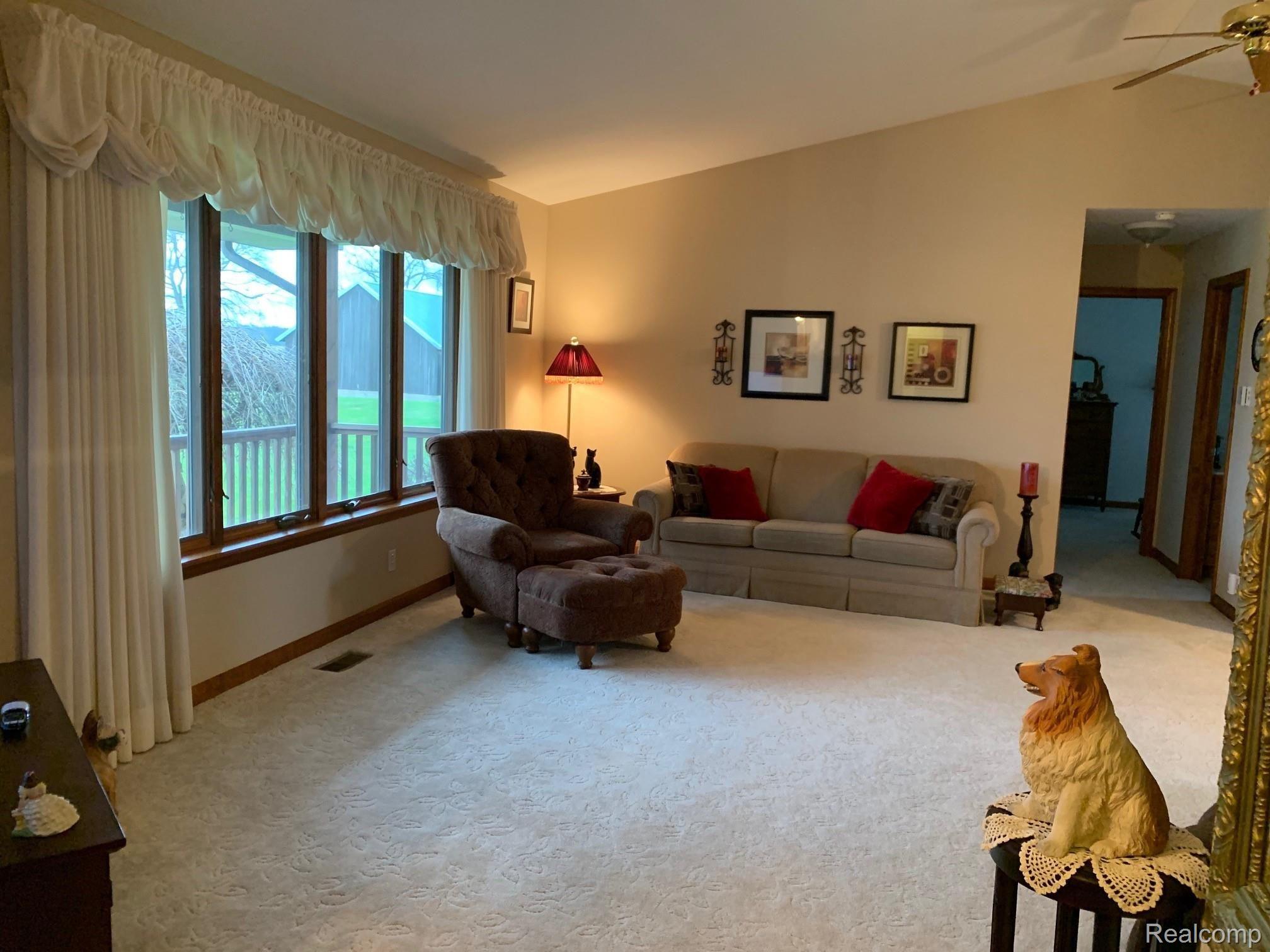 5685 Birch Run Road Millington, MI 48746 - Photo 11 of 31 IMG_5572.jpg