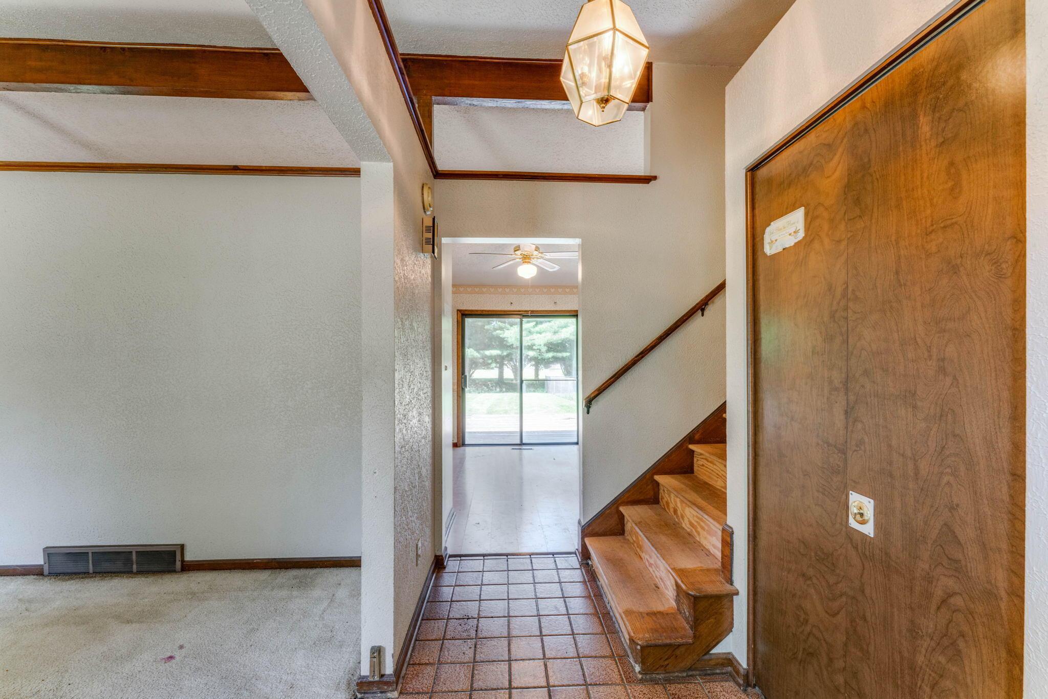 1169 James Road Newark, OH 43055 - Photo 10 of 46 17-web-or-mls-1169-james-rd