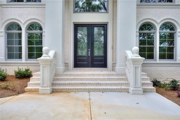 $935,675 | 2010 Fontainbleau Drive, Covington, GA 30016
