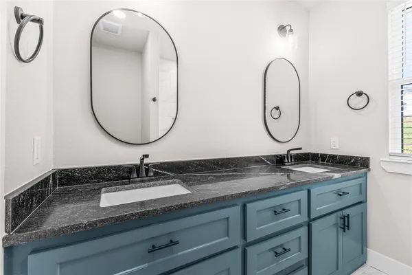 $369,900 | 2318 Progress Drive, Brenham, TX 77833