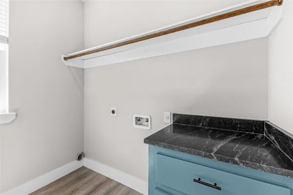 $369,900 | 2318 Progress Drive, Brenham, TX 77833