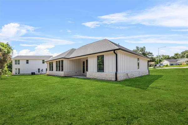 $369,900 | 2318 Progress Drive, Brenham, TX 77833