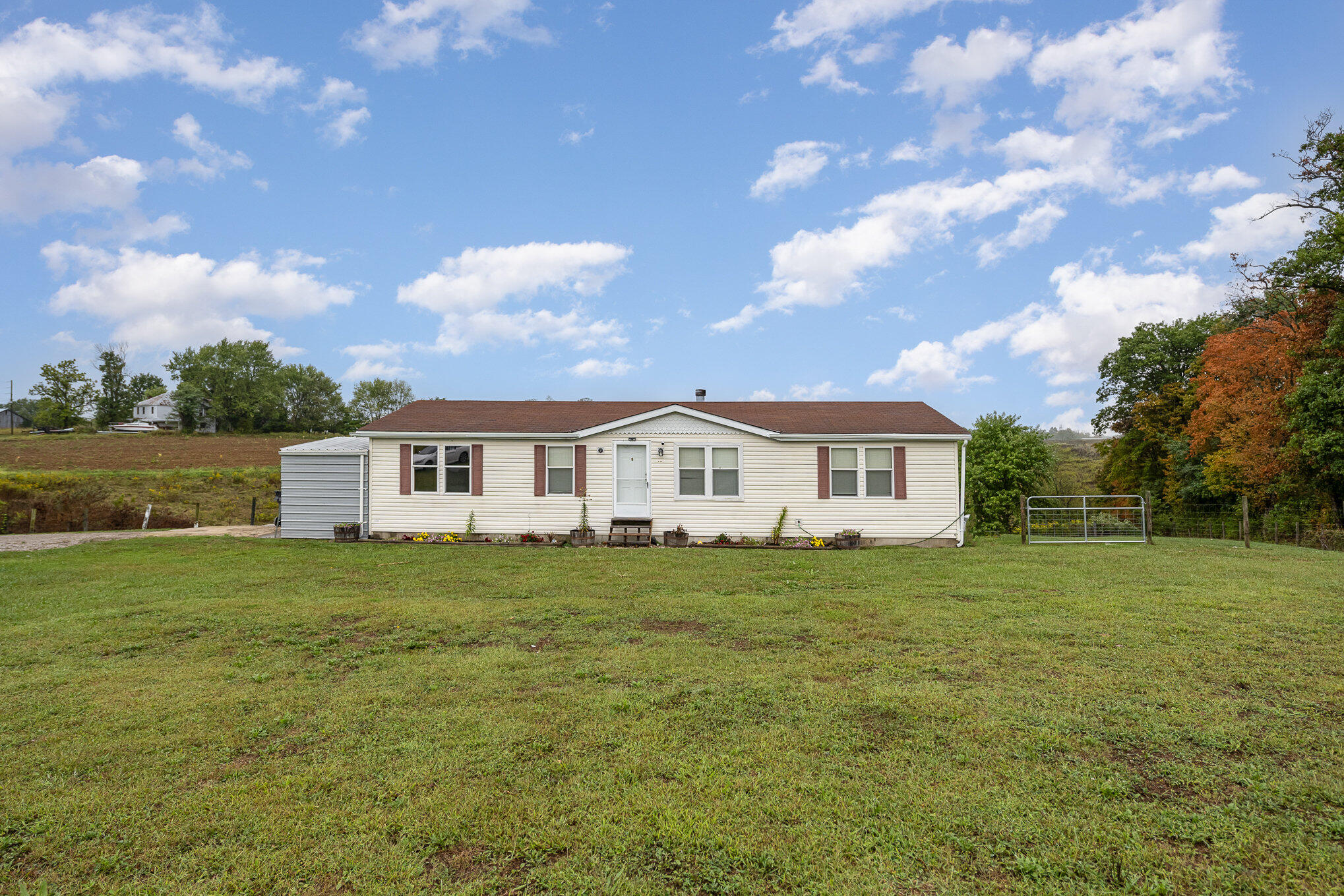 5805 Napoleon Zion Station Road Dry Ridge, KY 41035 - Photo 1 of 26