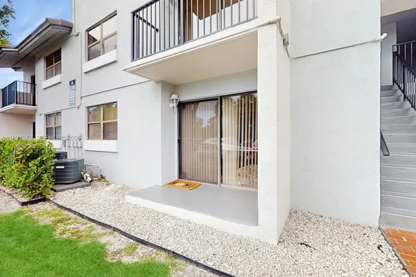 a view of an entryway