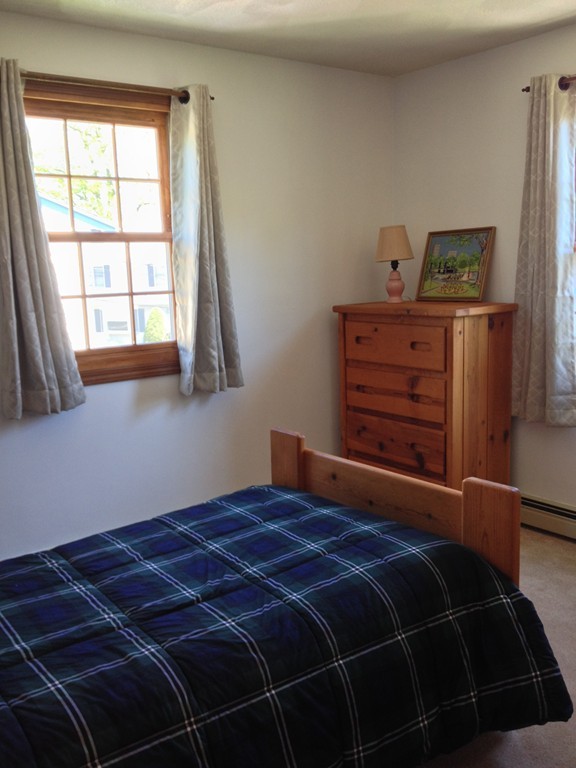 4 Eagle Street Boston, MA 02132 - Photo 15 of 24