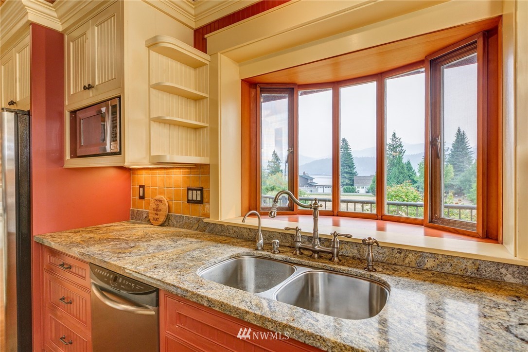 2656 North Shore Road Bellingham, WA 98226 - Photo 15 of 25 Gallery Image 15