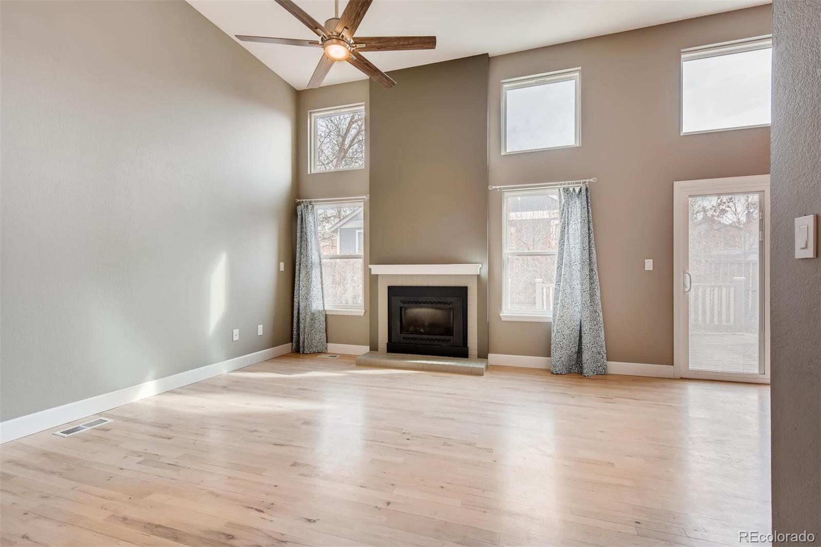 9216 Bell Flower Way Highlands Ranch, CO 80126 - Photo 7 of 28 Gallery Image 7