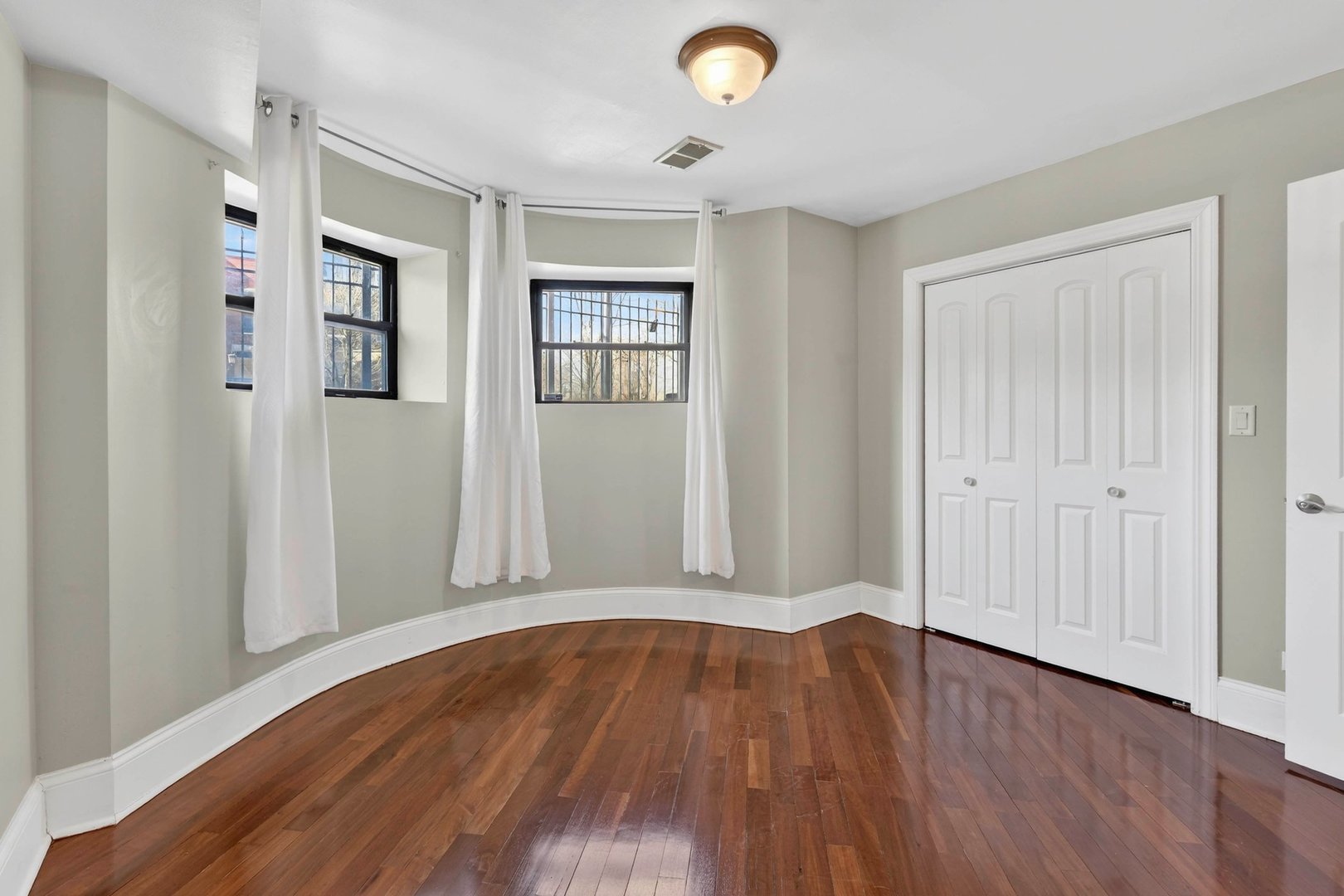 5207 South Indiana Avenue, Unit G Chicago, IL 60615 - Photo 3 of 18