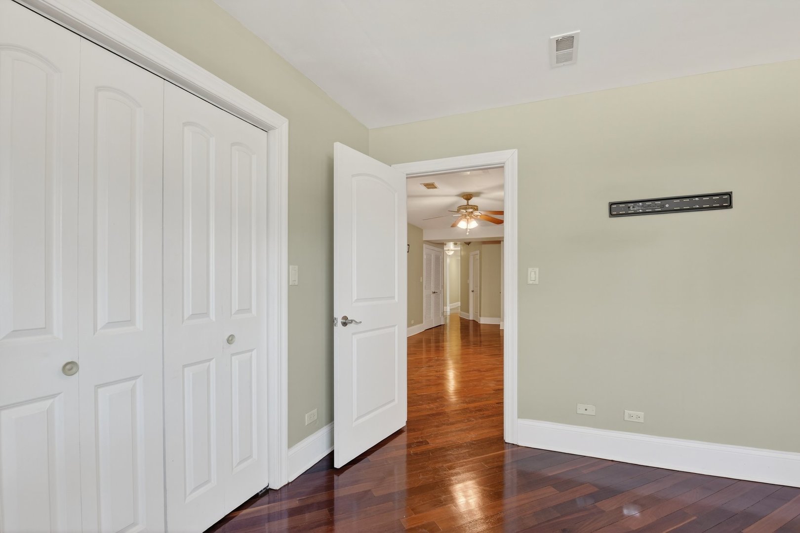 5207 South Indiana Avenue, Unit G Chicago, IL 60615 - Photo 7 of 18