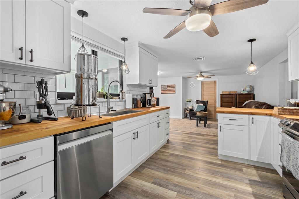 1481 Piedmont Road Venice, FL 34293 - Photo 10 of 52 New appliances
