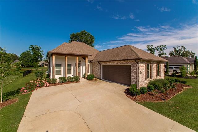 23374 Cypress Cove Springfield, LA 70462 - Photo 2 of 37