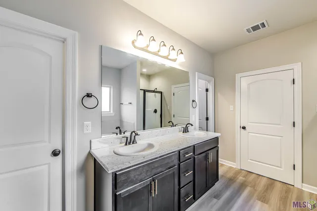 $283,500 | 308 Carriage Way, Thibodaux, LA 70301