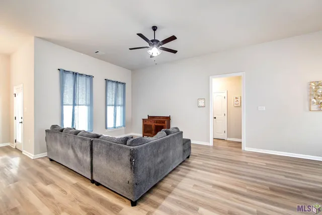 $283,500 | 308 Carriage Way, Thibodaux, LA 70301