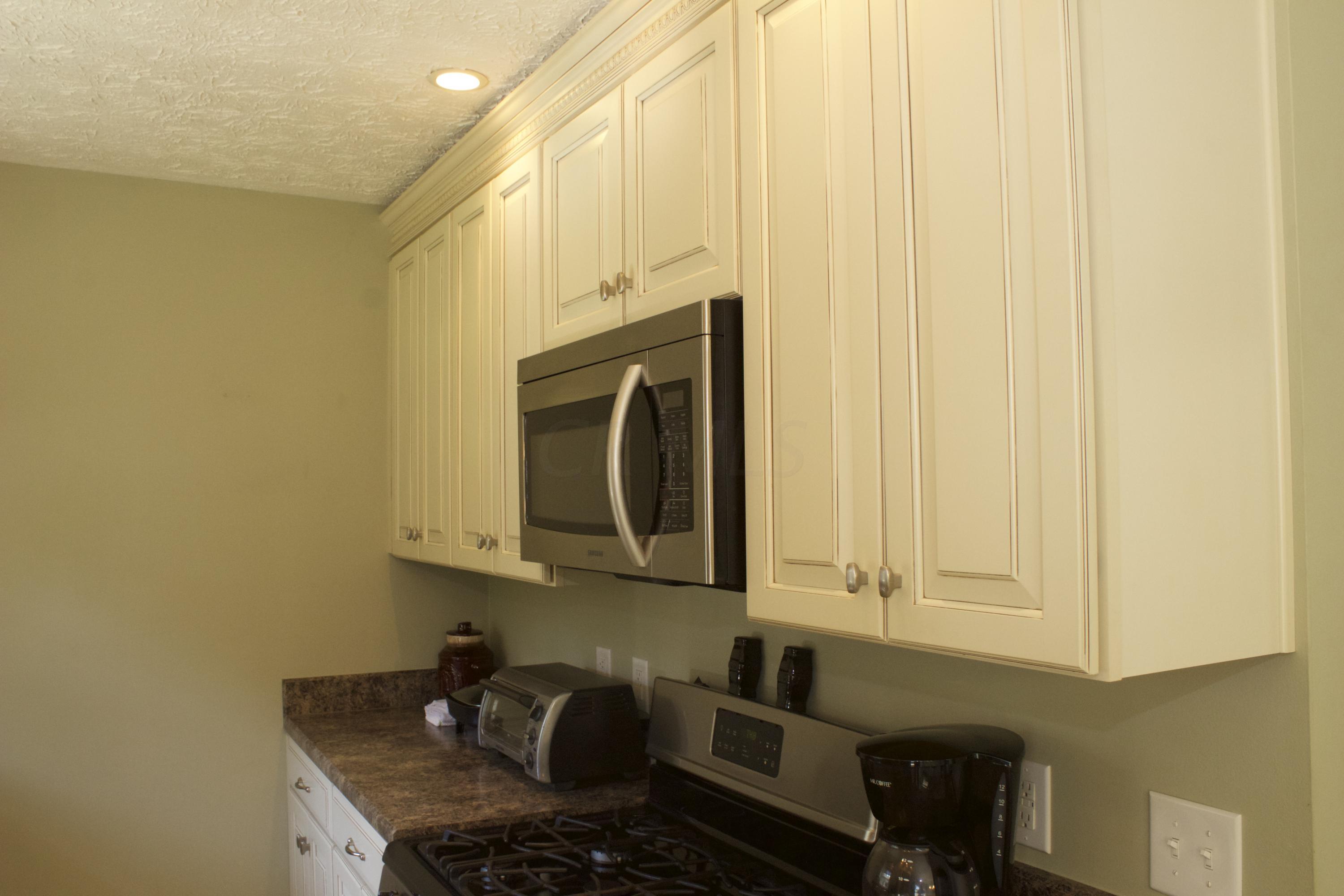 7647 Summit Road Southwest Pataskala, OH 43062 - Photo 14 of 36 Gallery Image 14