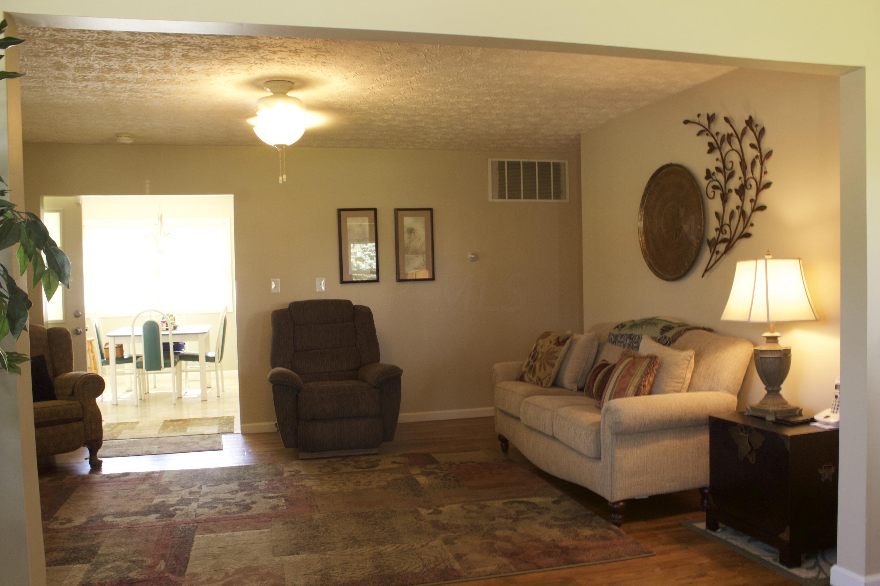 7647 Summit Road Southwest Pataskala, OH 43062 - Photo 8 of 36 Gallery Image 8