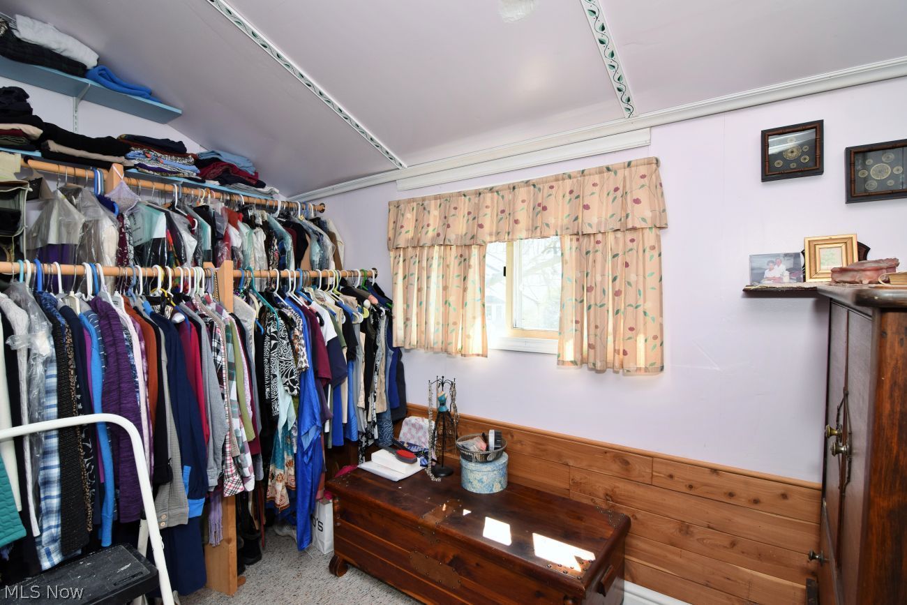 1027 Lander Road Cleveland, OH 44143 - Photo 30 of 43 Gallery Image 30