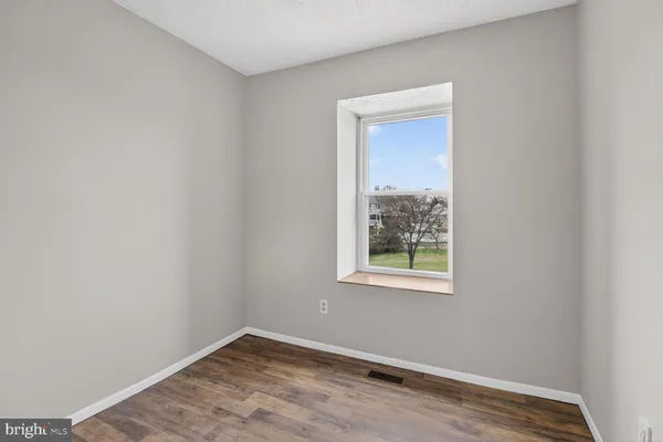 $2,300 | 109 Highshire Court, Baltimore, MD 21222