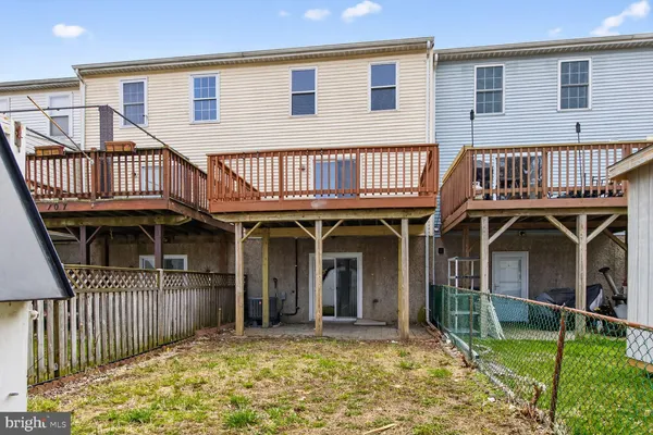 $2,300 | 109 Highshire Court, Baltimore, MD 21222