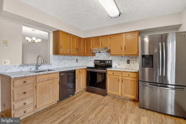 $2,300 | 109 Highshire Court, Baltimore, MD 21222