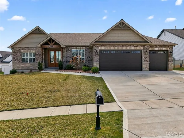 $675,000 | 402 Knothole Lane, Wentzville, MO 63385