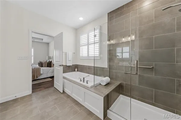 $675,000 | 402 Knothole Lane, Wentzville, MO 63385