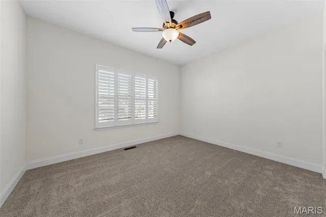 $700,000 | 402 Knothole Lane, Wentzville, MO 63385