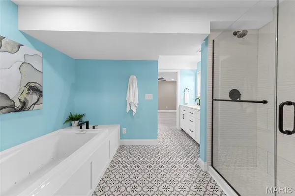 $675,000 | 402 Knothole Lane, Wentzville, MO 63385