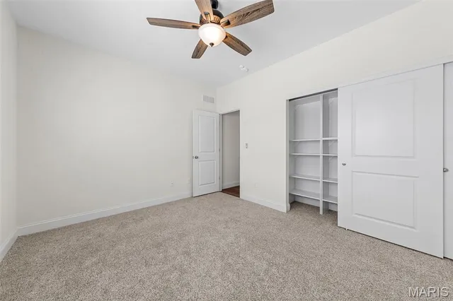 $700,000 | 402 Knothole Lane, Wentzville, MO 63385