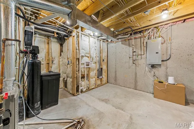 $700,000 | 402 Knothole Lane, Wentzville, MO 63385