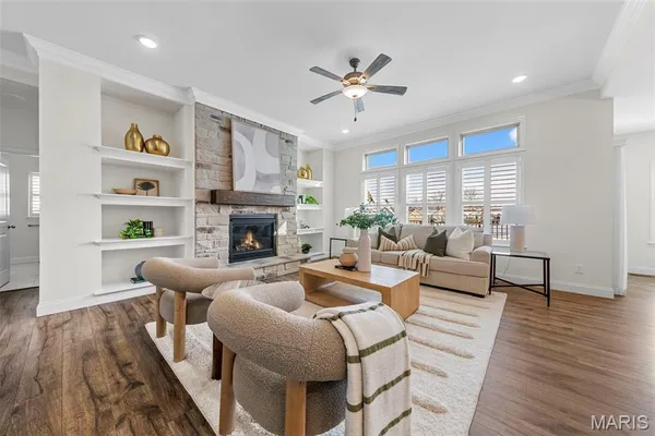 $675,000 | 402 Knothole Lane, Wentzville, MO 63385