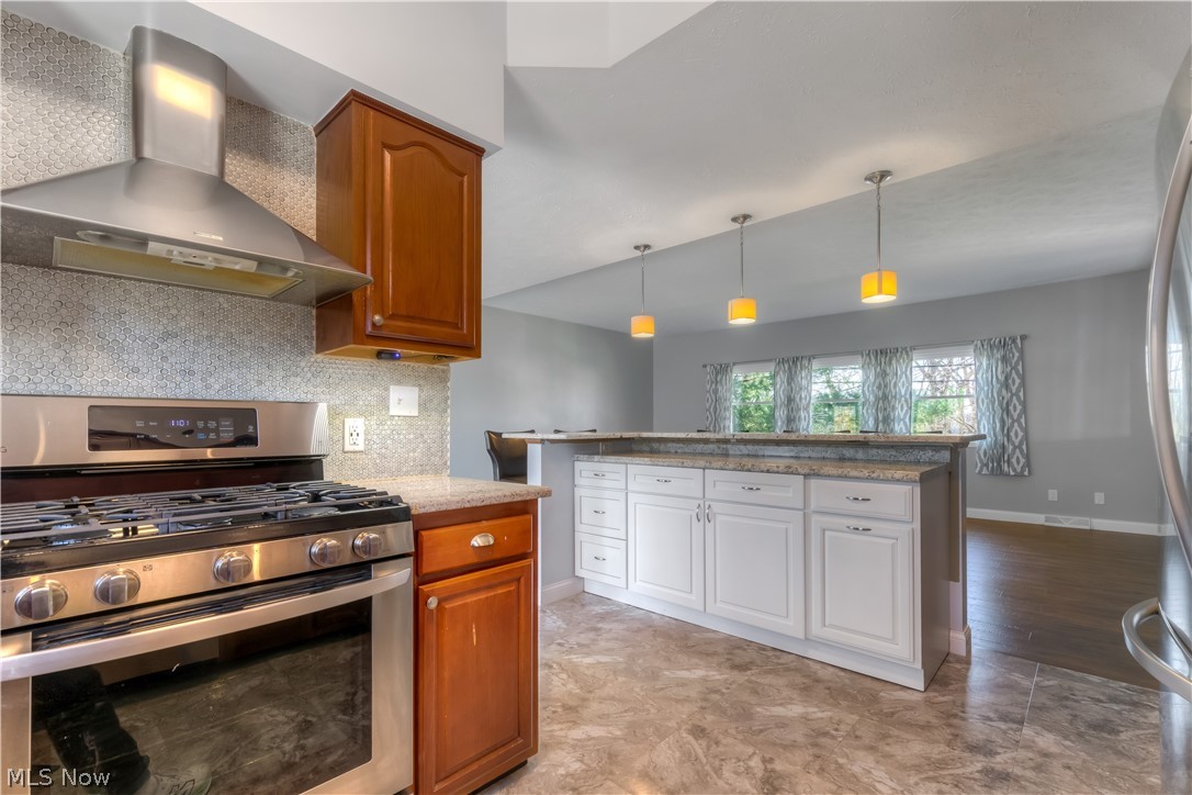 924 East Schaaf Road Brooklyn Heights, OH 44131 - Photo 13 of 34