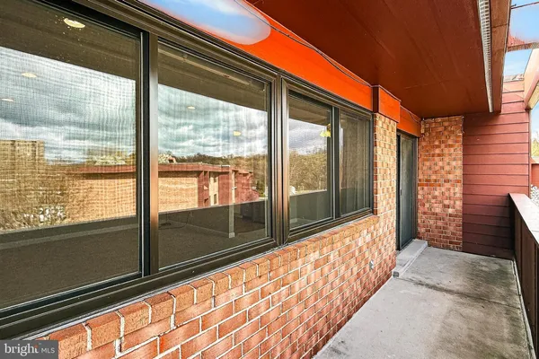 $235,000 | 1503 South George Mason Drive, Unit 23, Arlington, VA 22204