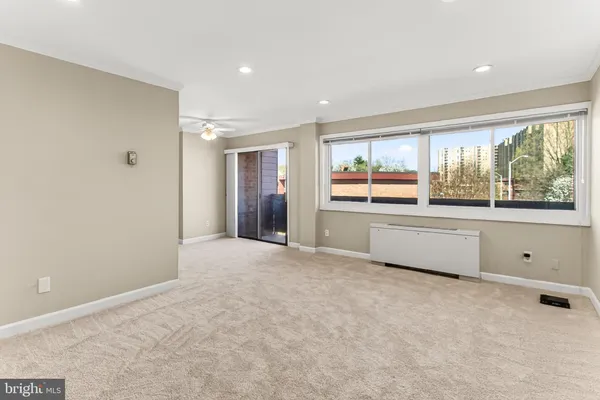 $235,000 | 1503 South George Mason Drive, Unit 23, Arlington, VA 22204