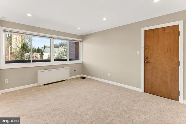 $235,000 | 1503 South George Mason Drive, Unit 23, Arlington, VA 22204