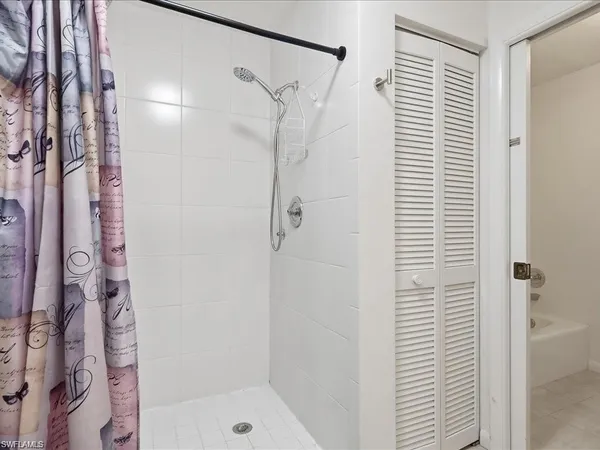 $1,800 | 1833 Courtyard Way, Unit E105, Naples, FL 34112