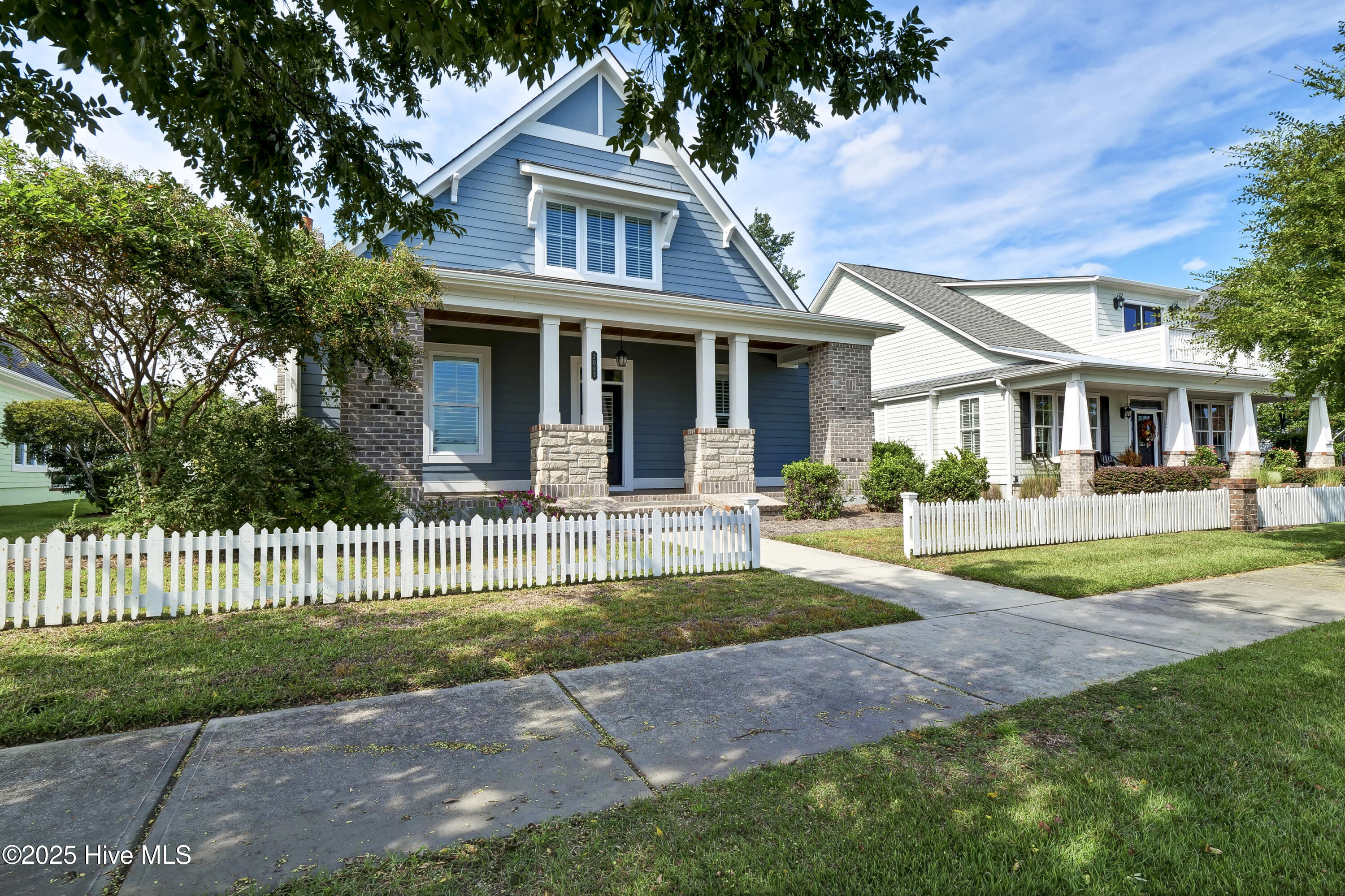 2065 Shelmore Way Leland, NC 28451 - Photo 2 of 52 P4611733